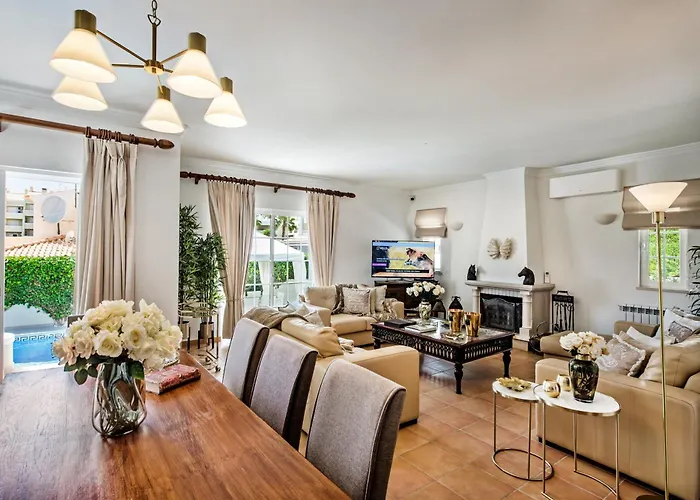 Villa Rosal 27 By Algarve Holidays *